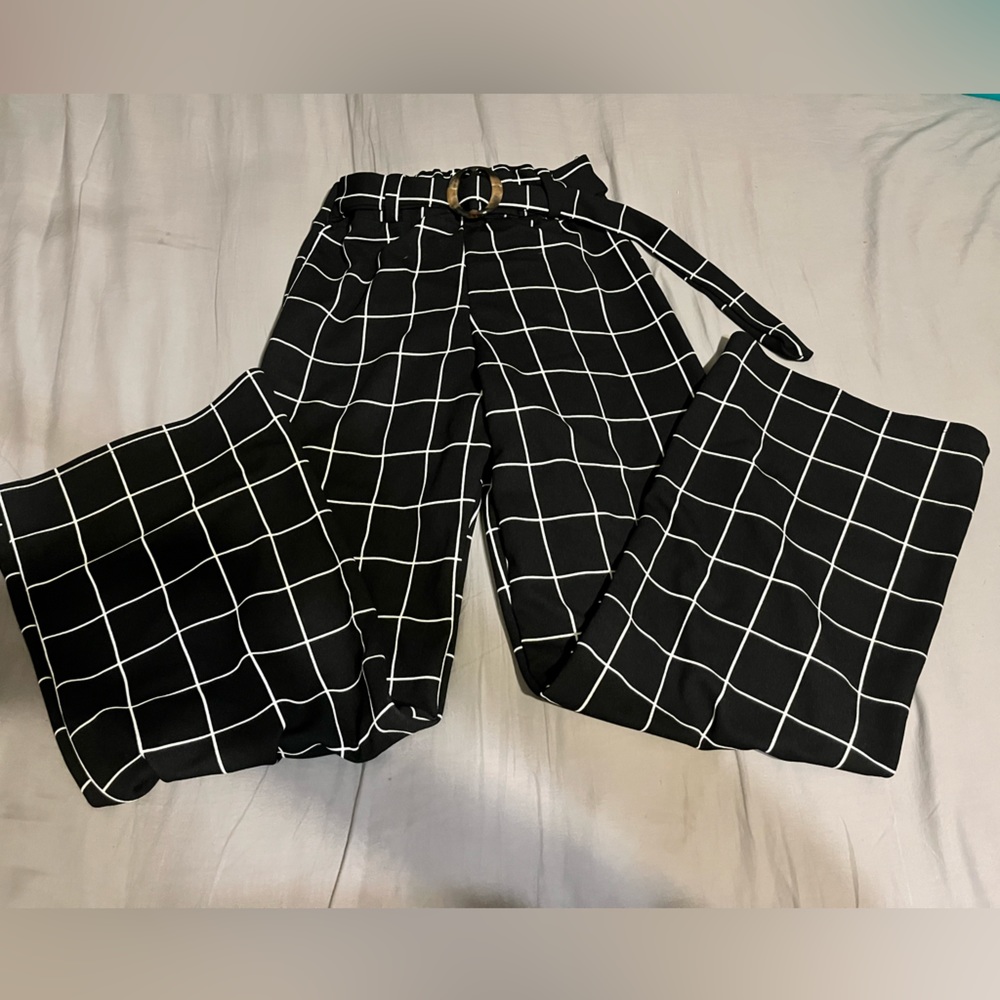 Checkered black and white dress pants, size medium